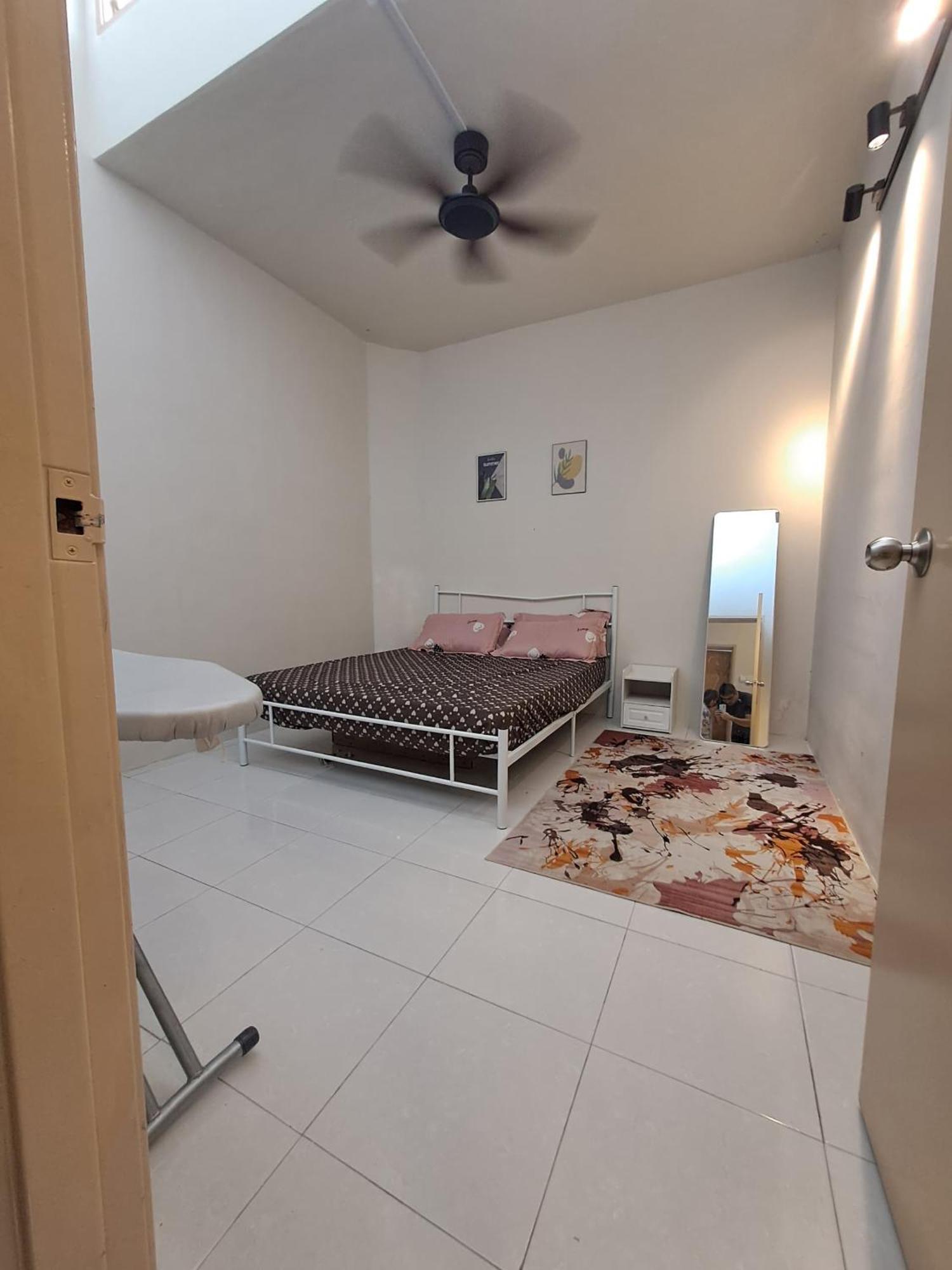 Dahlya Homestay กวนตัน ภายนอก รูปภาพ
